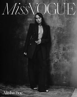 Alisha Boe feet photo 2
