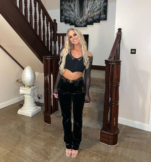 Alisha Lehmann feet photo thumbnail