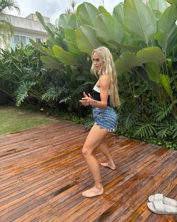 Alisha Lehmann feet photo thumbnail