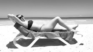 Alison Araya feet photo 9