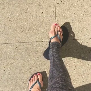 Alison Becker feet photo 18