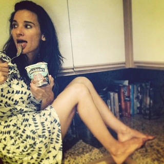 Alison Becker feet photo 7