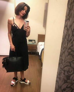Alison Becker feet photo 6