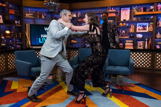 Alison Brie feet photo thumbnail