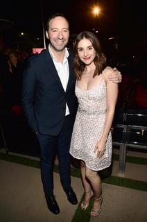 Alison Brie feet photo thumbnail