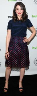 Alison Brie feet photo thumbnail