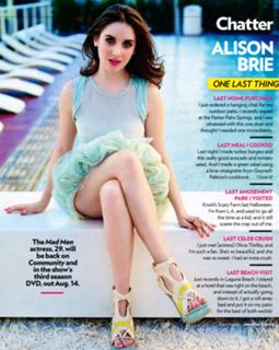 Alison Brie feet photo thumbnail