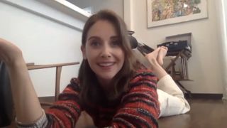 Alison Brie feet photo 9