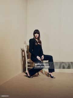 Alison Brie feet photo 19