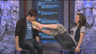 Alison Brie feet photo 13