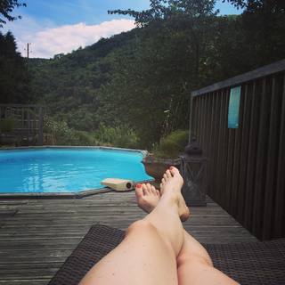 Alison Carroll feet photo 2