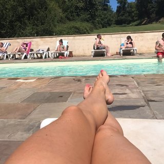 Alison Carroll feet photo 13