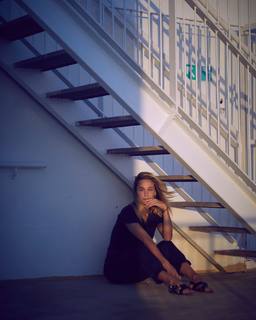 Alison Cossenet feet photo 3
