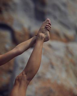 Alison Cossenet feet photo 17
