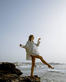 Alison Cossenet feet photo 13