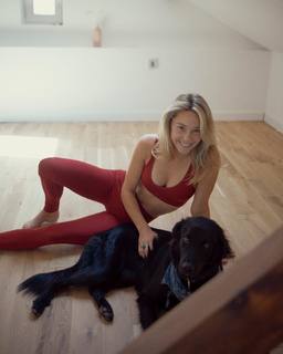 Alison Cossenet feet photo 5