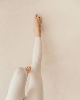 Alison Cossenet feet photo 2