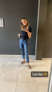 Alison Cossenet feet photo 20