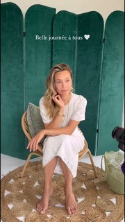 Alison Cossenet feet photo 3