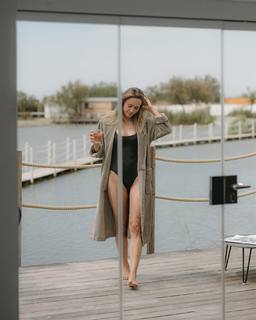 Alison Cossenet feet photo 7