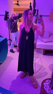 Alison Cossenet feet photo 8