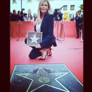 Alison Doody feet photo thumbnail