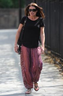 Alison King feet photo thumbnail
