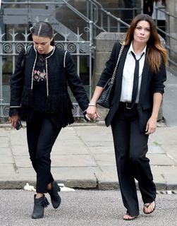 Alison King feet photo thumbnail
