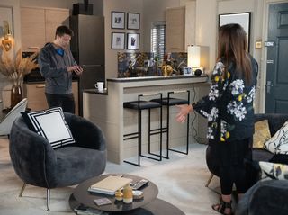 Alison King feet photo thumbnail