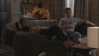 Alison King feet photo thumbnail