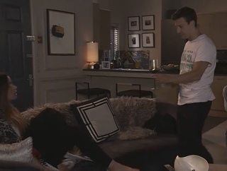 Alison King feet photo thumbnail