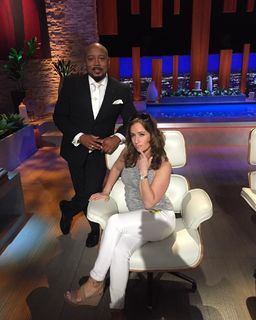 Alison Kosik feet photo 3