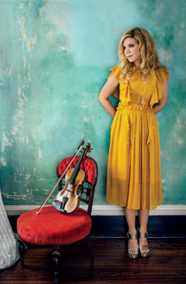Alison Krauss feet photo 5