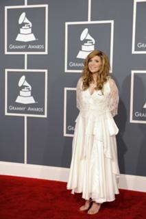 Alison Krauss feet photo 13