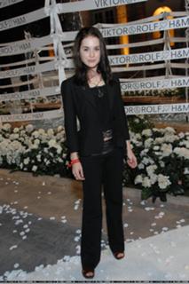 Alison Lohman feet photo thumbnail