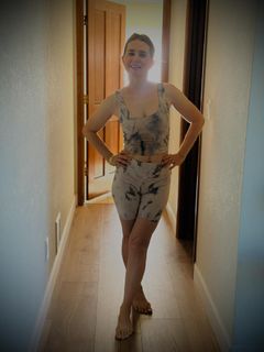 Alison Lohman feet photo 4