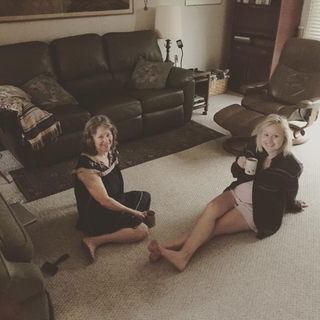 Alison Pill feet photo thumbnail