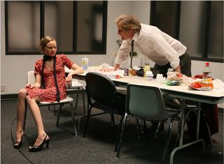 Alison Pill feet photo thumbnail