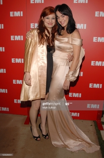 Alison Sudol feet photo 15