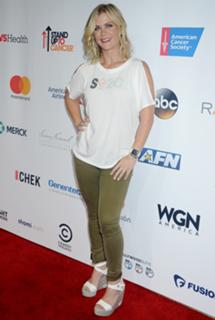 Alison Sweeney feet photo thumbnail