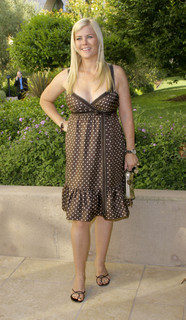 Alison Sweeney feet photo thumbnail