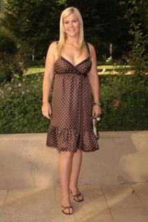 Alison Sweeney feet photo thumbnail