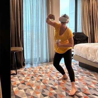 Alison Sweeney feet photo thumbnail