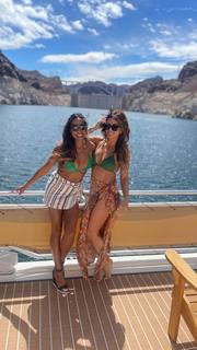 Alison Victoria feet photo thumbnail