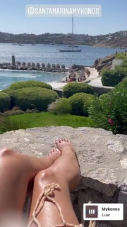 Alison Victoria feet photo thumbnail