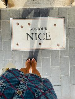 Alison Victoria feet photo thumbnail