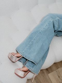 Alison Victoria feet photo 9