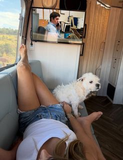 Alison Victoria feet photo 1