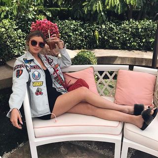 Alissa Violet feet photo thumbnail