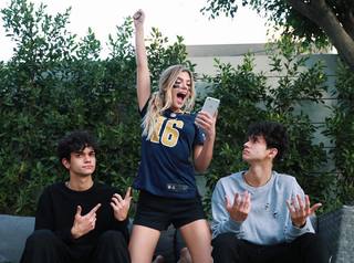 Alissa Violet feet photo thumbnail